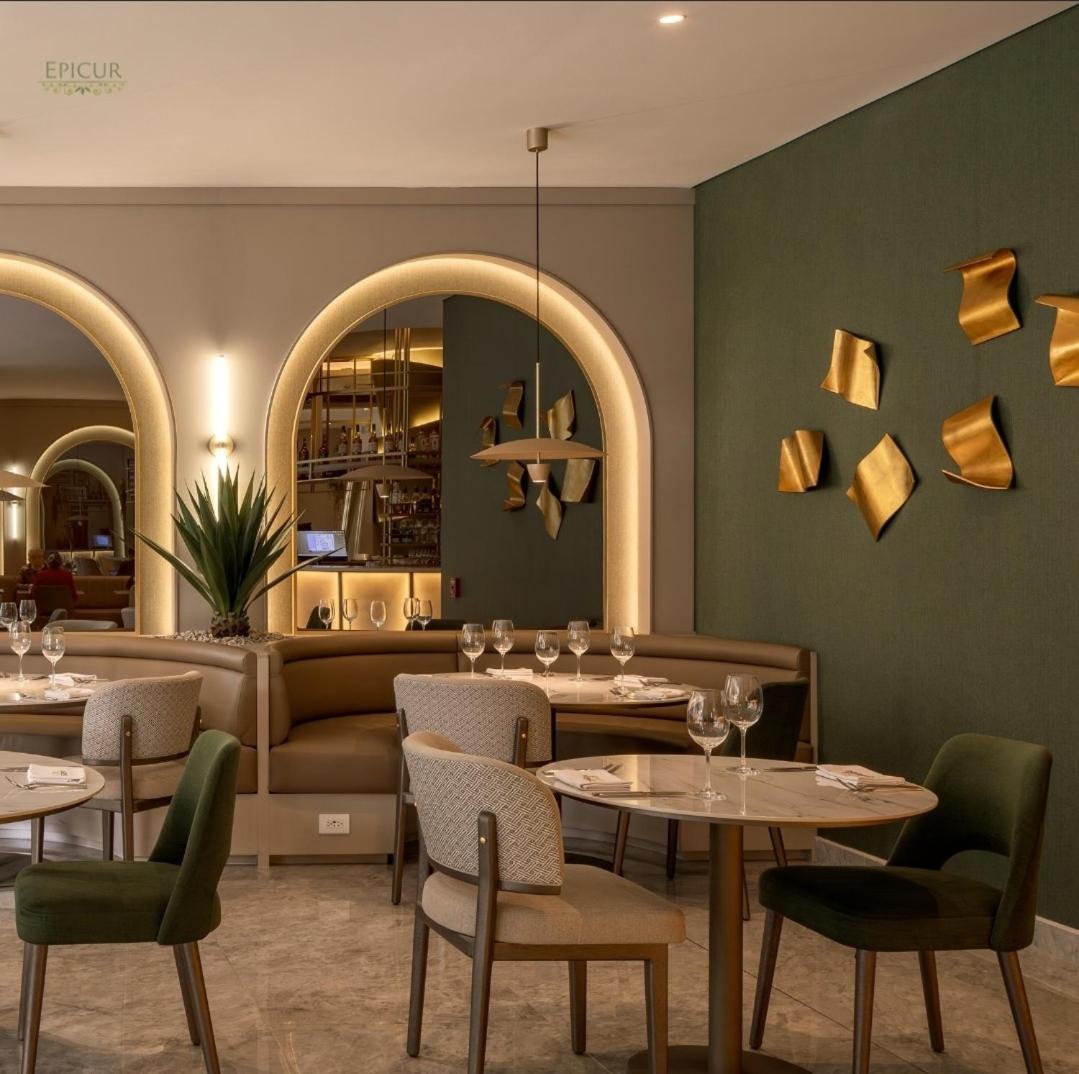 קיטו Le Parc Residences With Hotel Services מראה חיצוני תמונה
